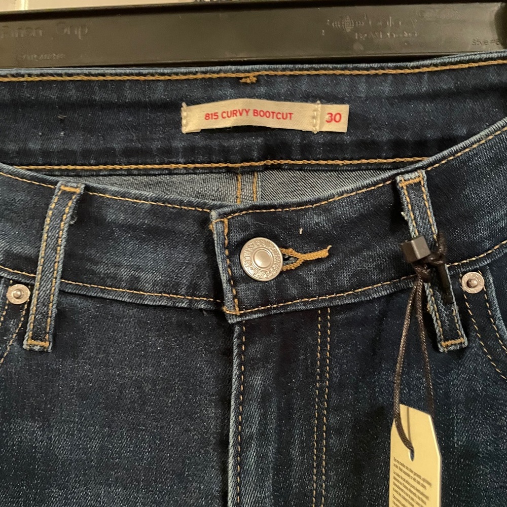 Levi’s curvy bootcut jeans - Picture 4 of 4